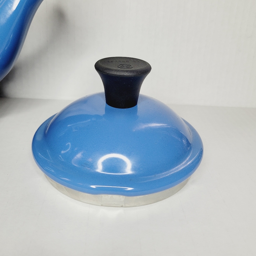 Le Creuset Enamel on Steel 1.25 Quart Demi Tea Kettle Marseille Tea Time Modern - Picture 7 of 14